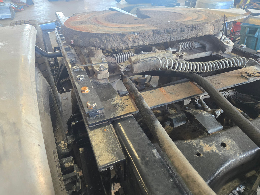 Rear Axle: MT40 Stock# 2223-3