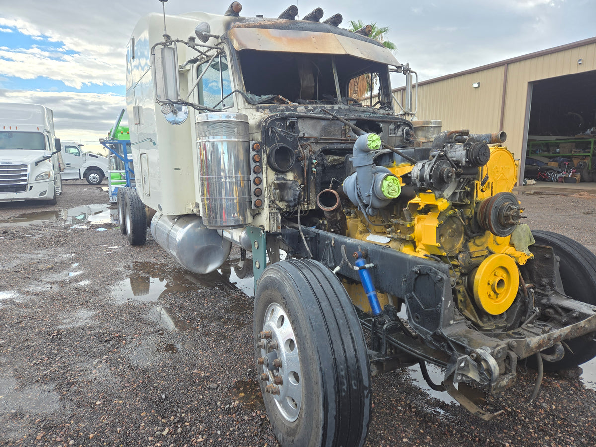 2000 PETERBILT 379 STOCK#2218