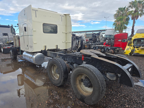 2000 Low Air Leaf Suspension DS404 Stock# 2218-3