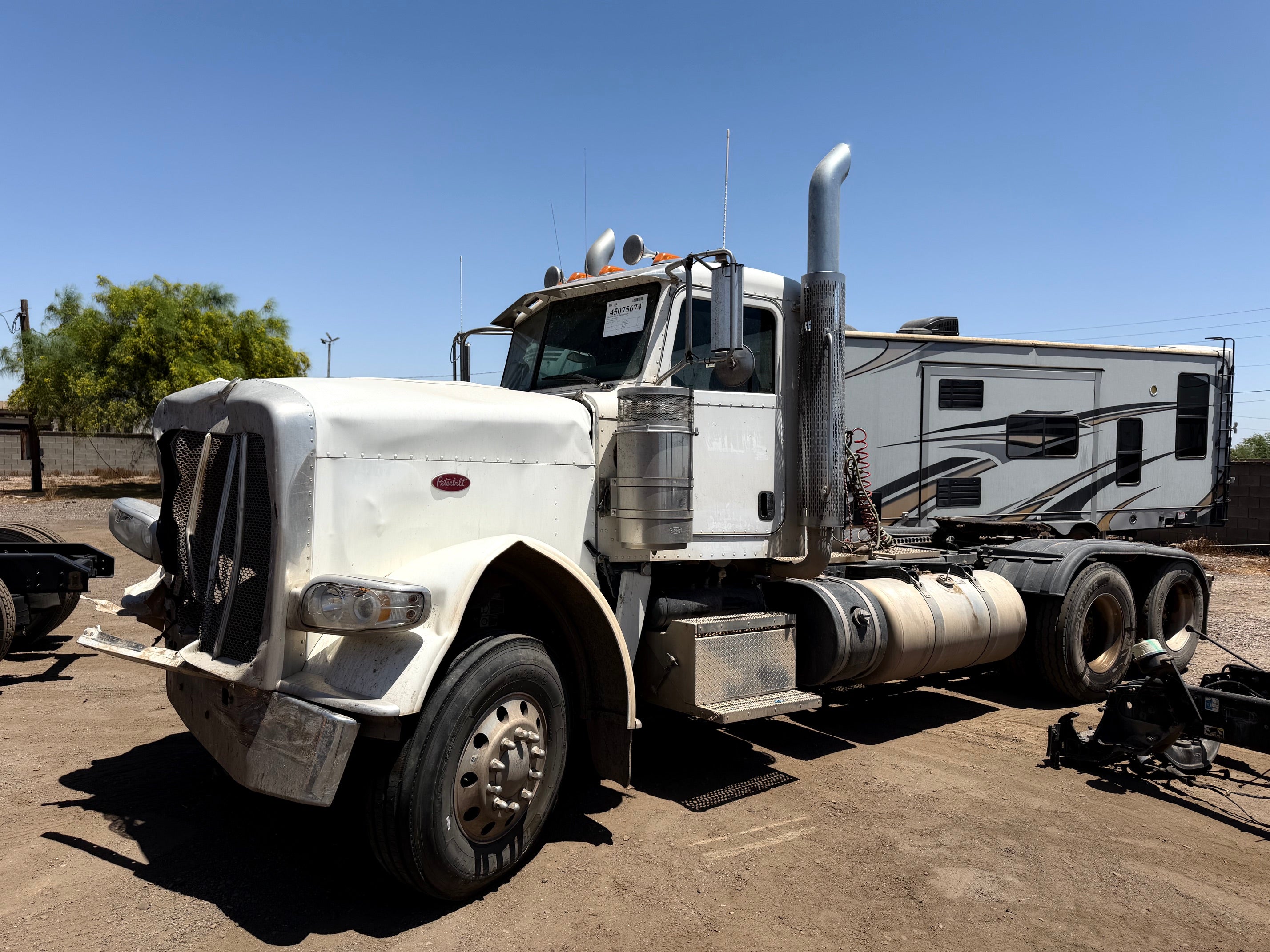 2020 Peterbilt 389