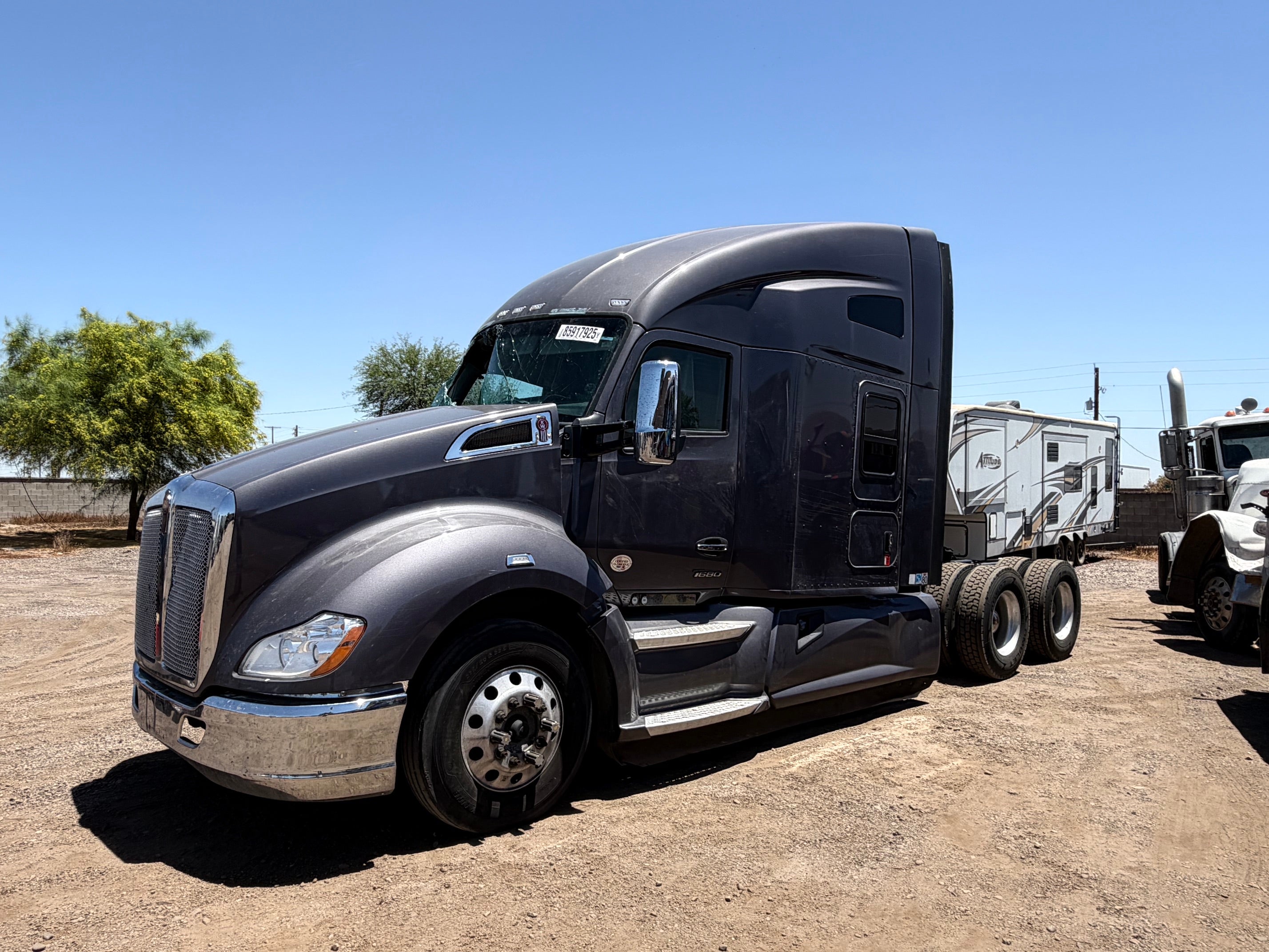 2022 Kenworth T680
