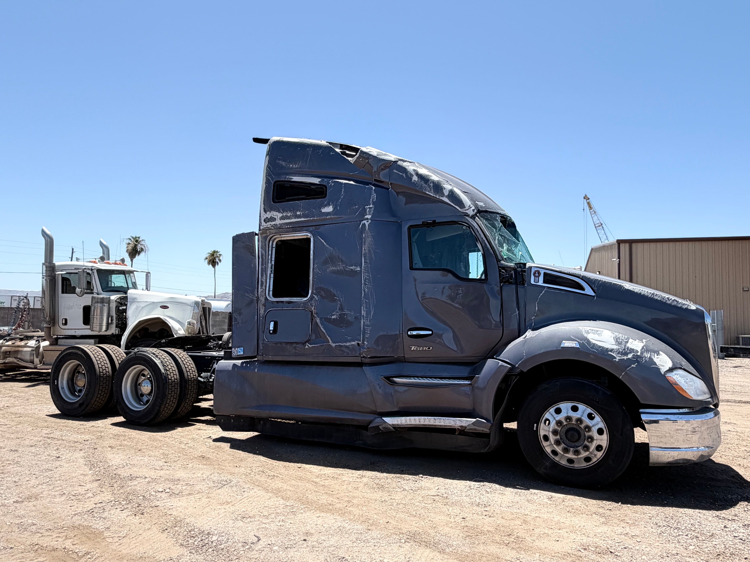 2022 Kenworth T680