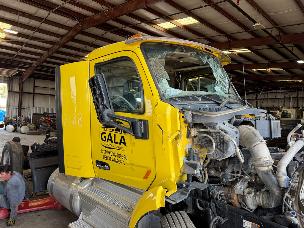 2021 Peterbilt 579 Cab Stock# 2188