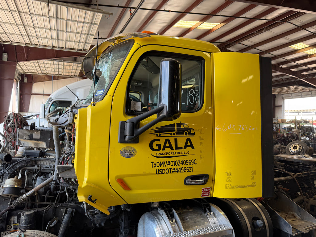 2021 Peterbilt 579 Cab Stock# 2188