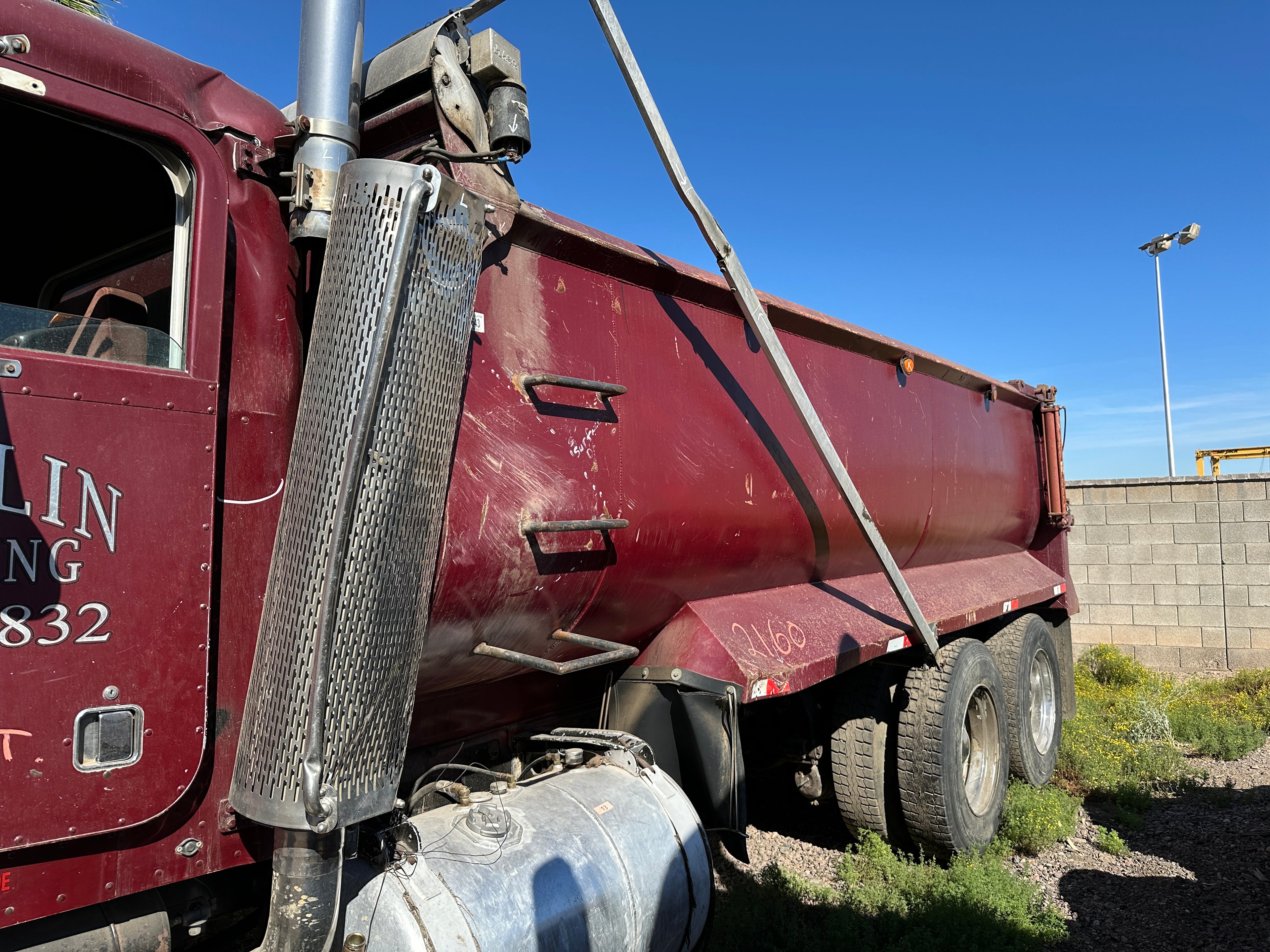 Used Dump Body Cutoff