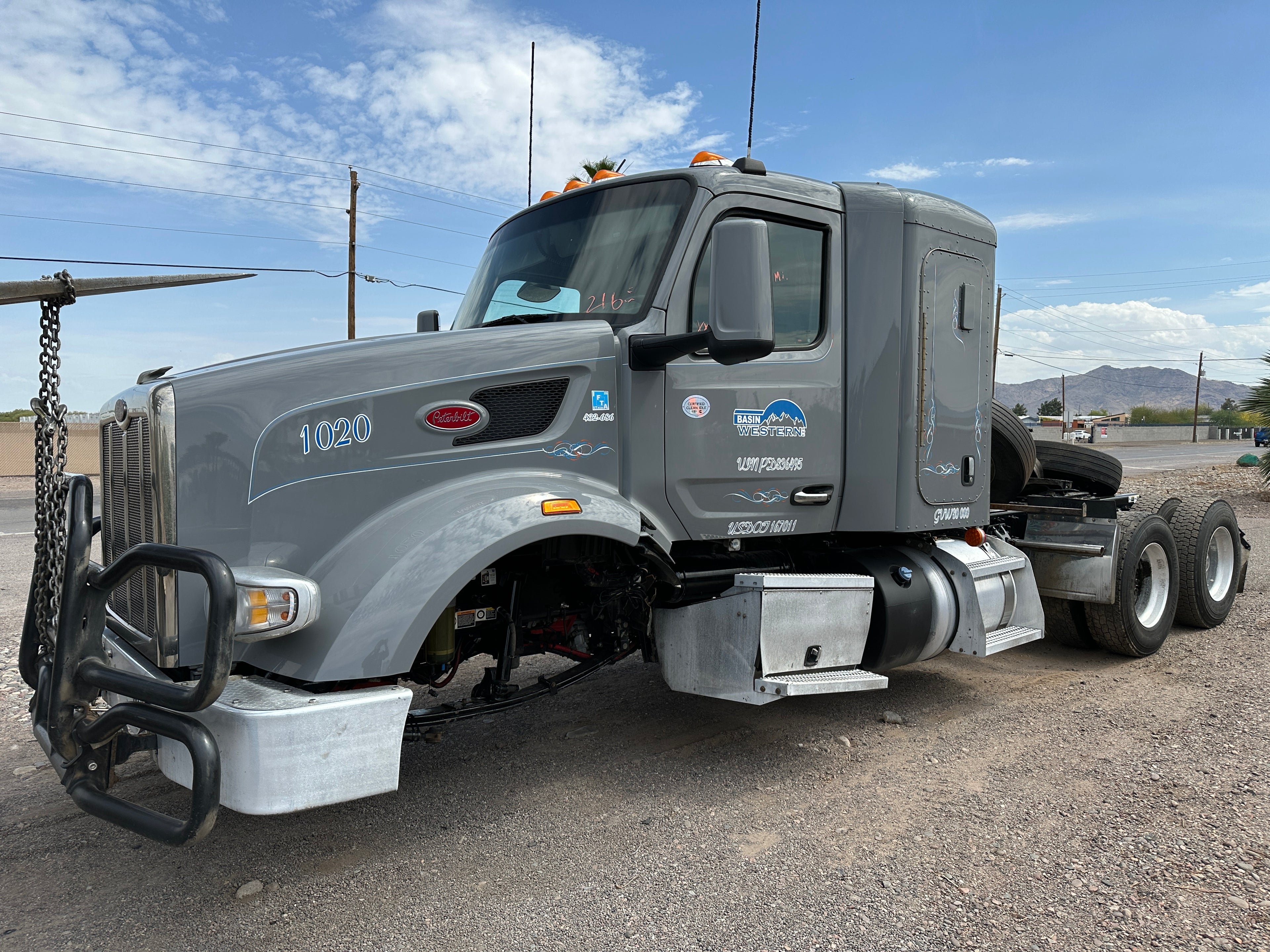 2023 Peterbilt 567