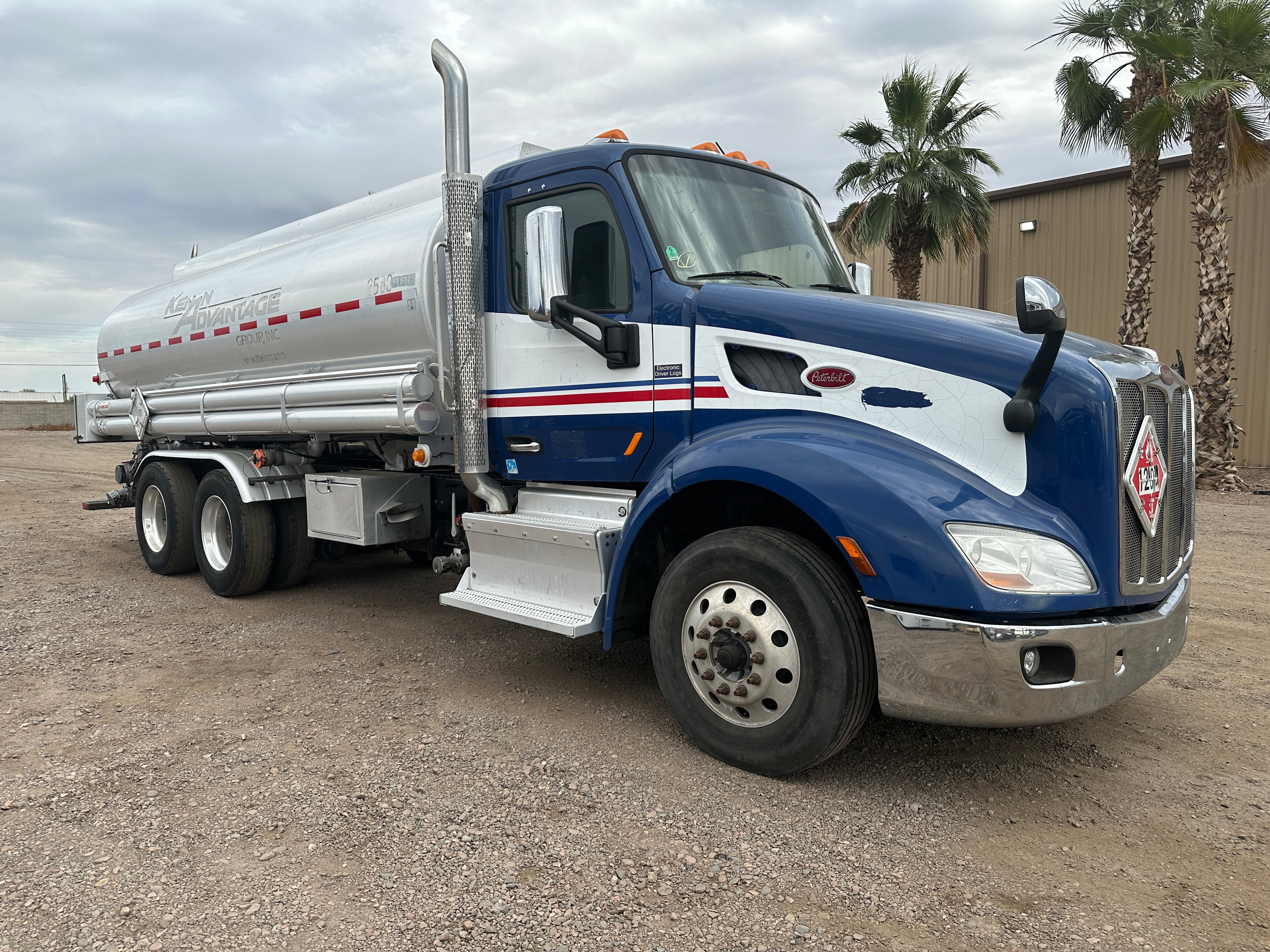 2017 Peterbilt 579 Tanker - Just IN!