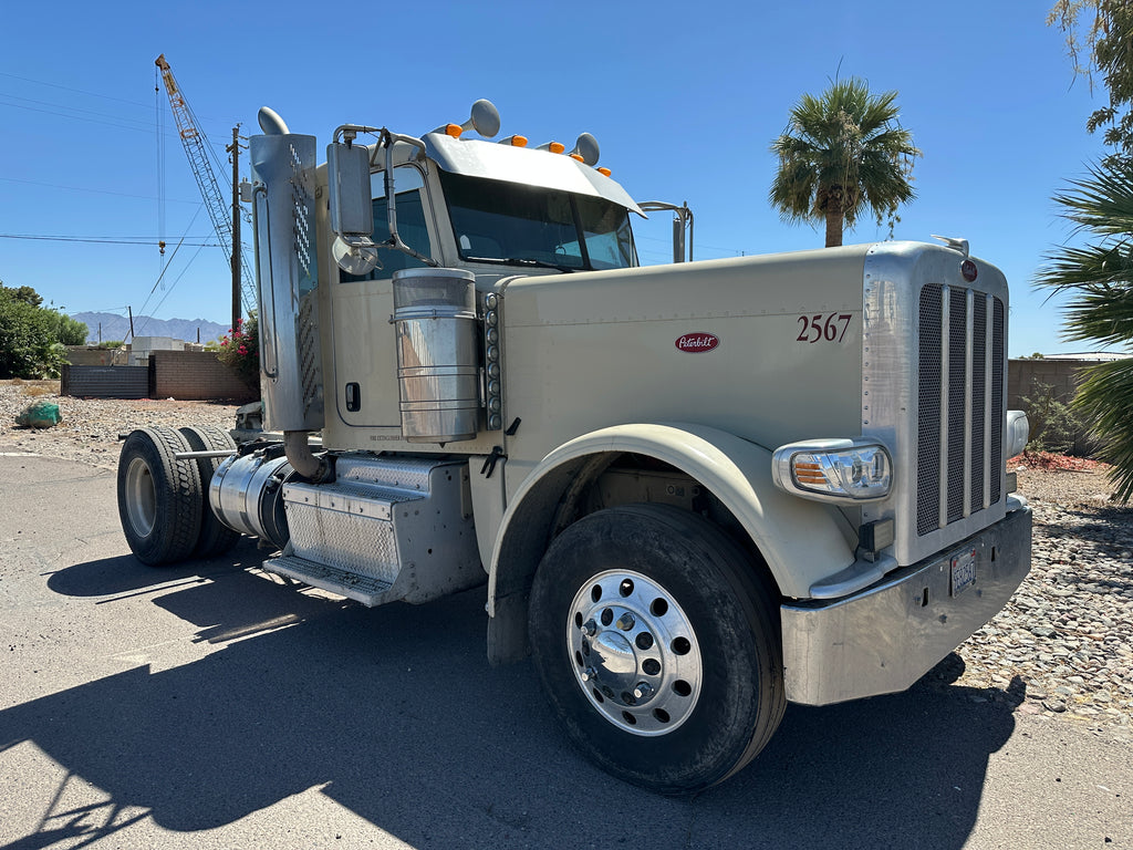 2013 Peterbilt 389