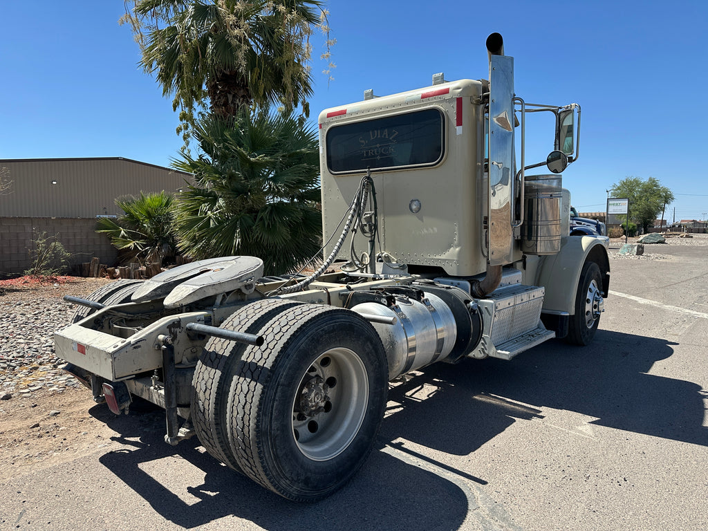 2013 Peterbilt 389
