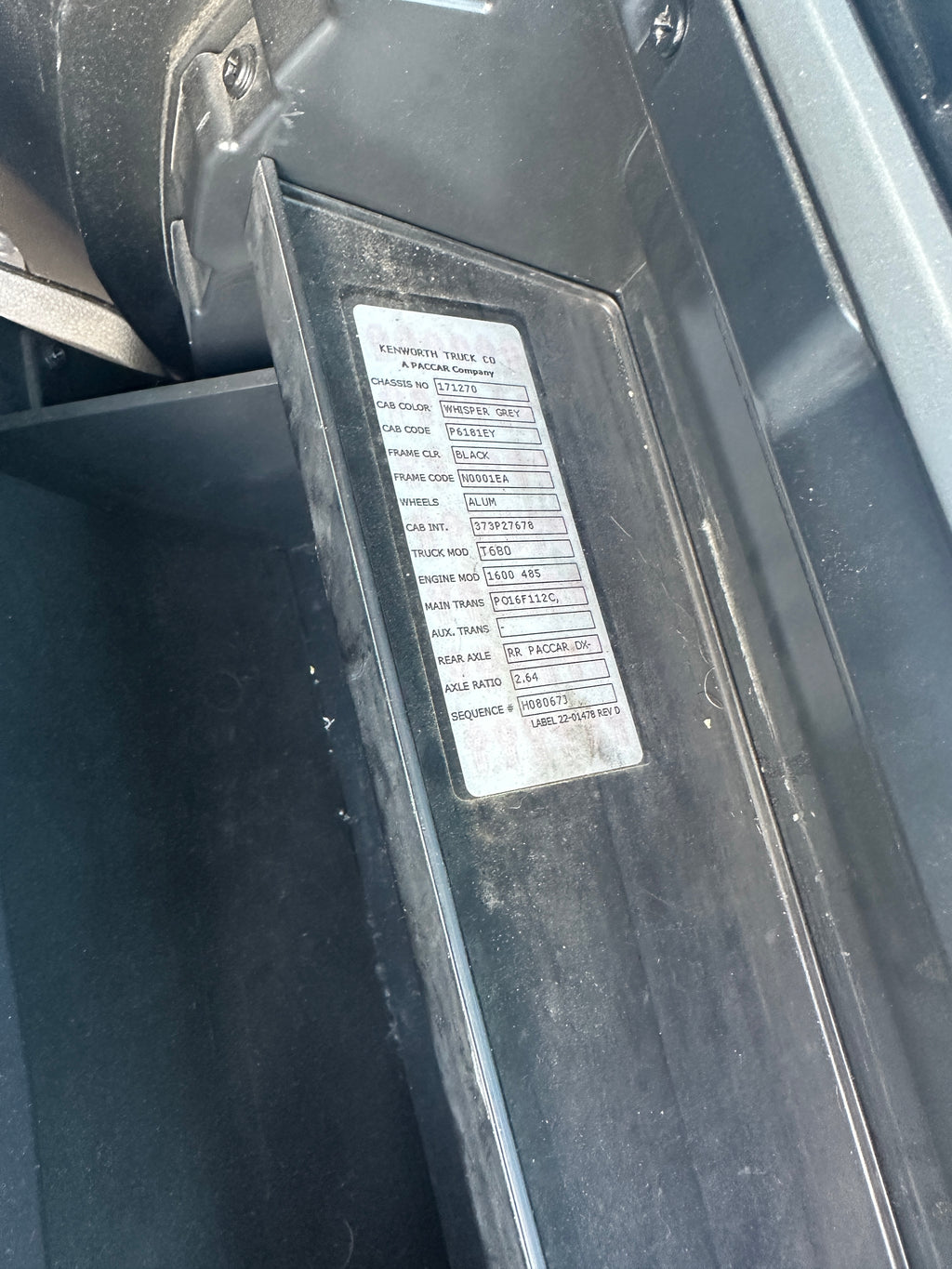 2023 Kenworth T680