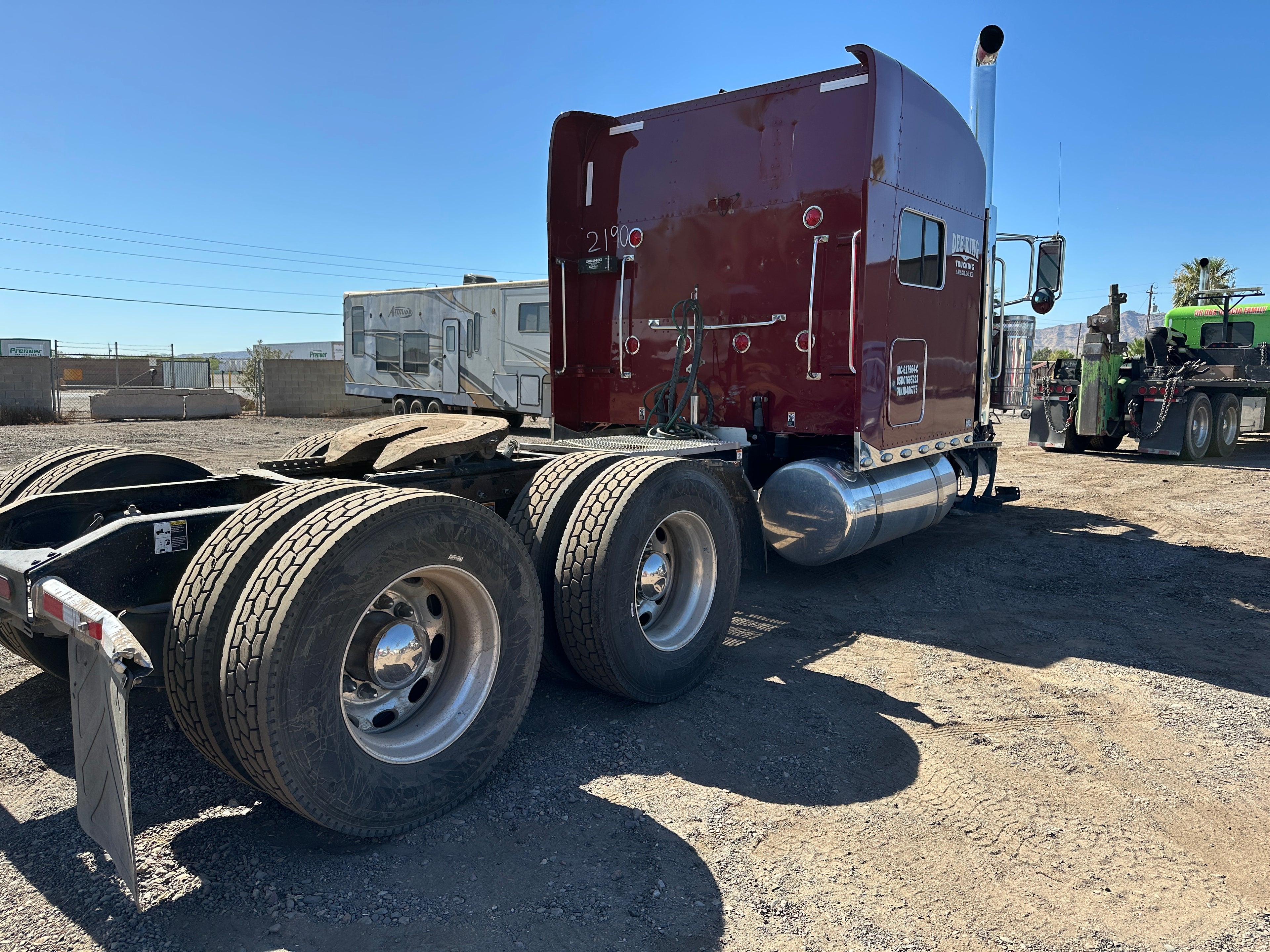 2018 Peterbilt 389 - Stock #2190