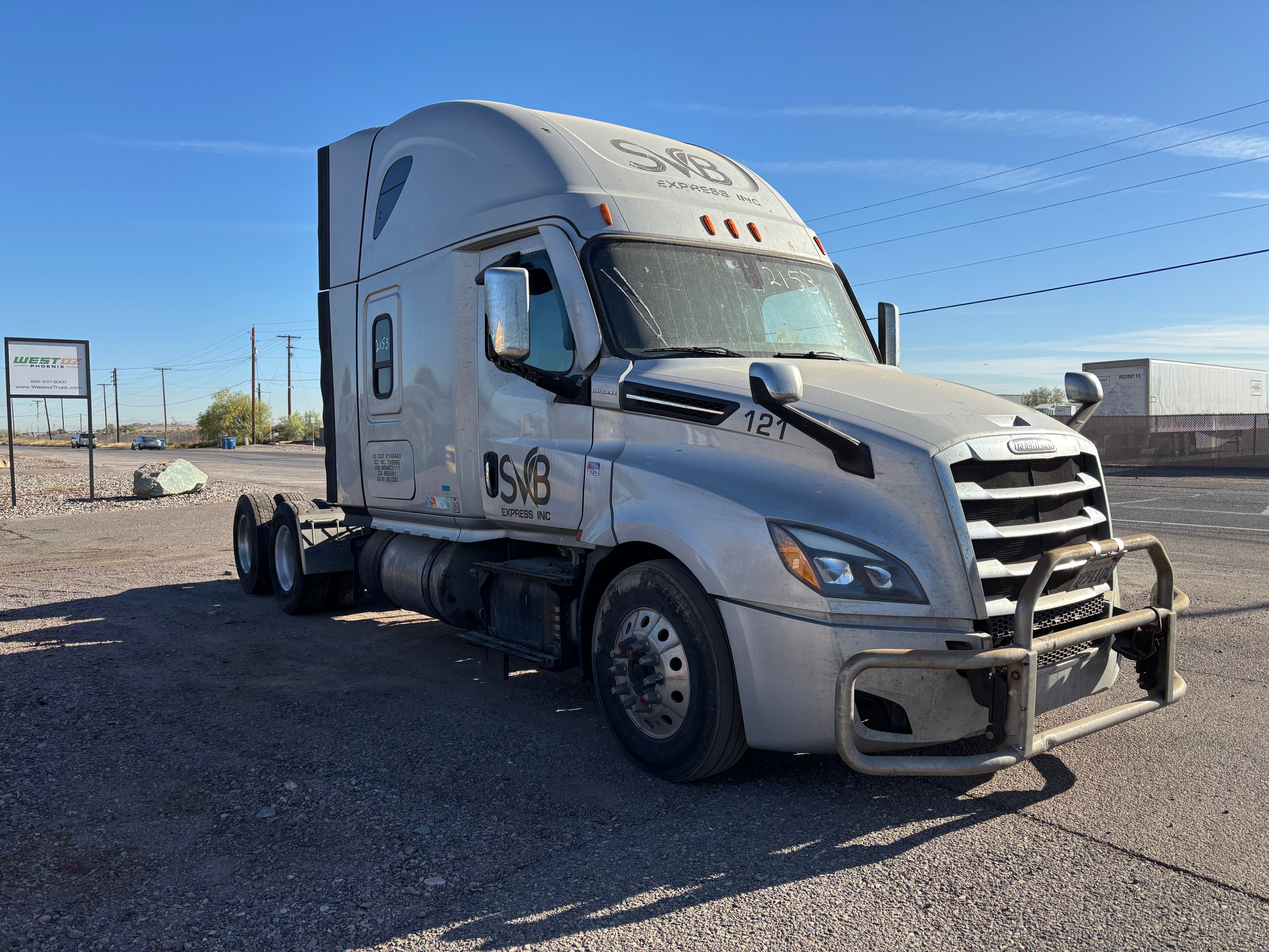2021 Freightliner Cascadia 126