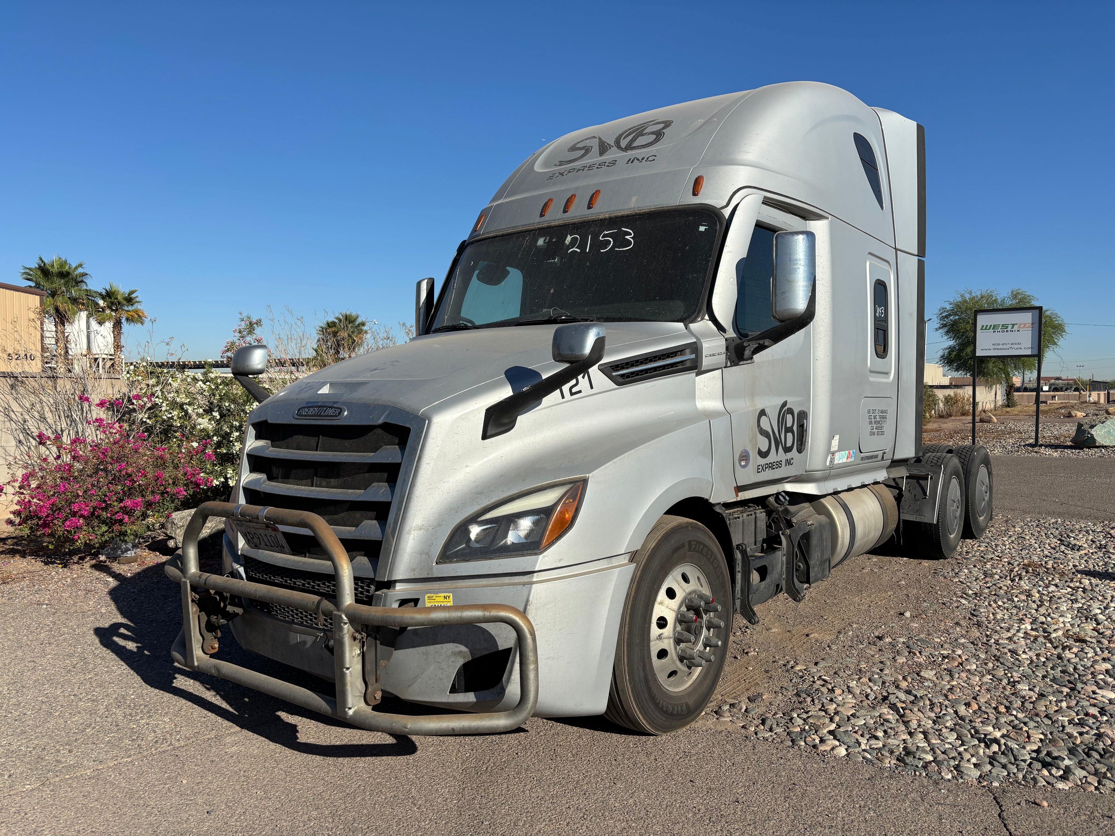 2021 Freightliner Cascadia 126