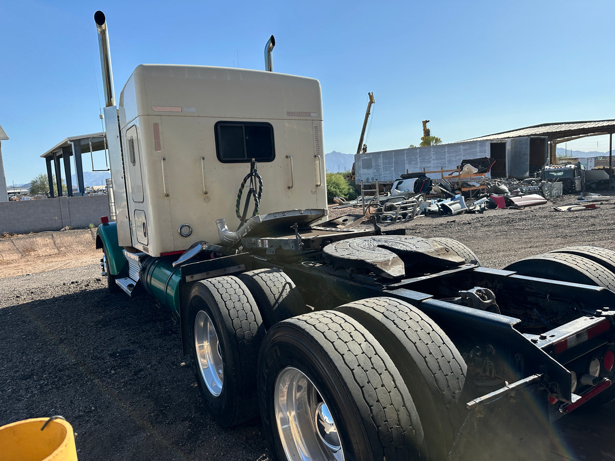 2015 Kenworth W900 - Stock# 2198