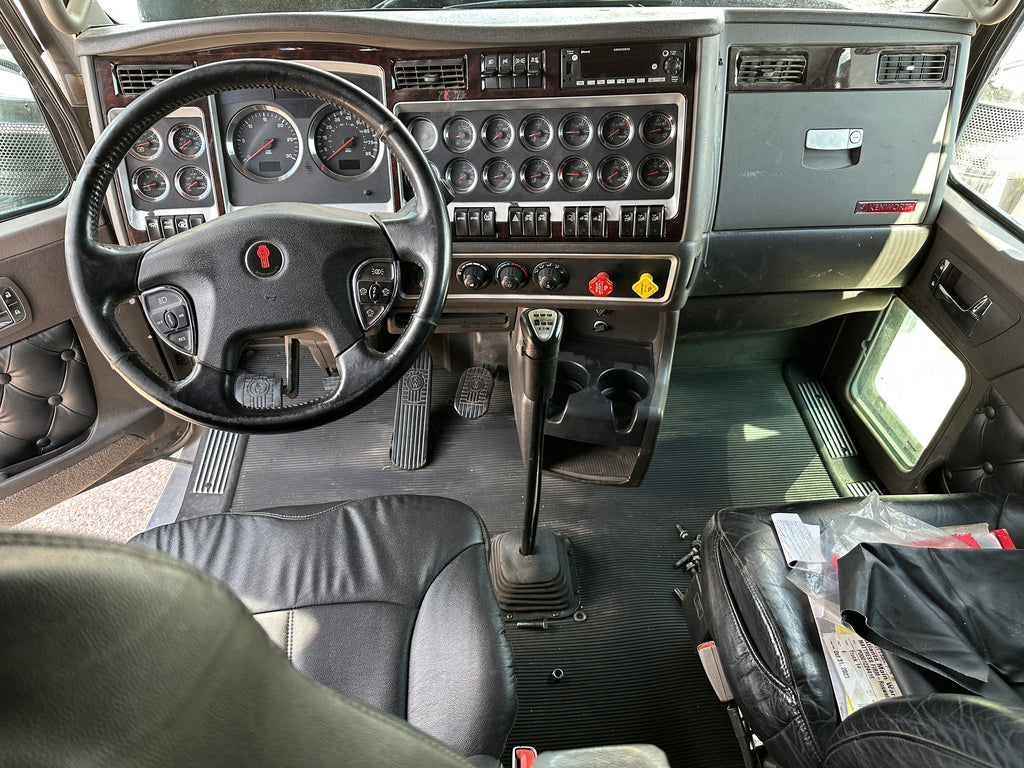 2022 Kenworth W900 - Stock# 2200