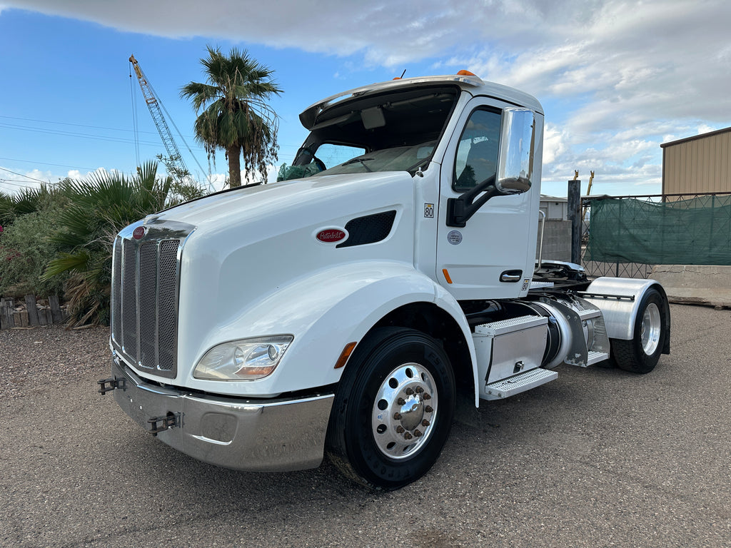 2021 Peterbilt 579 - Stock #2206 - 289K Miles