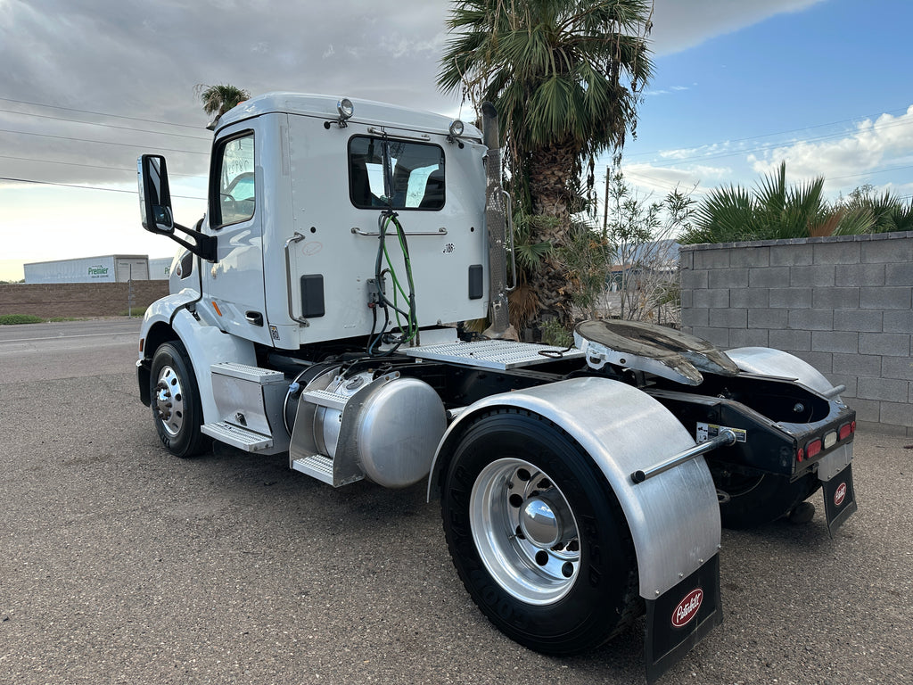 2021 Peterbilt 579 - Stock #2206 - 289K Miles
