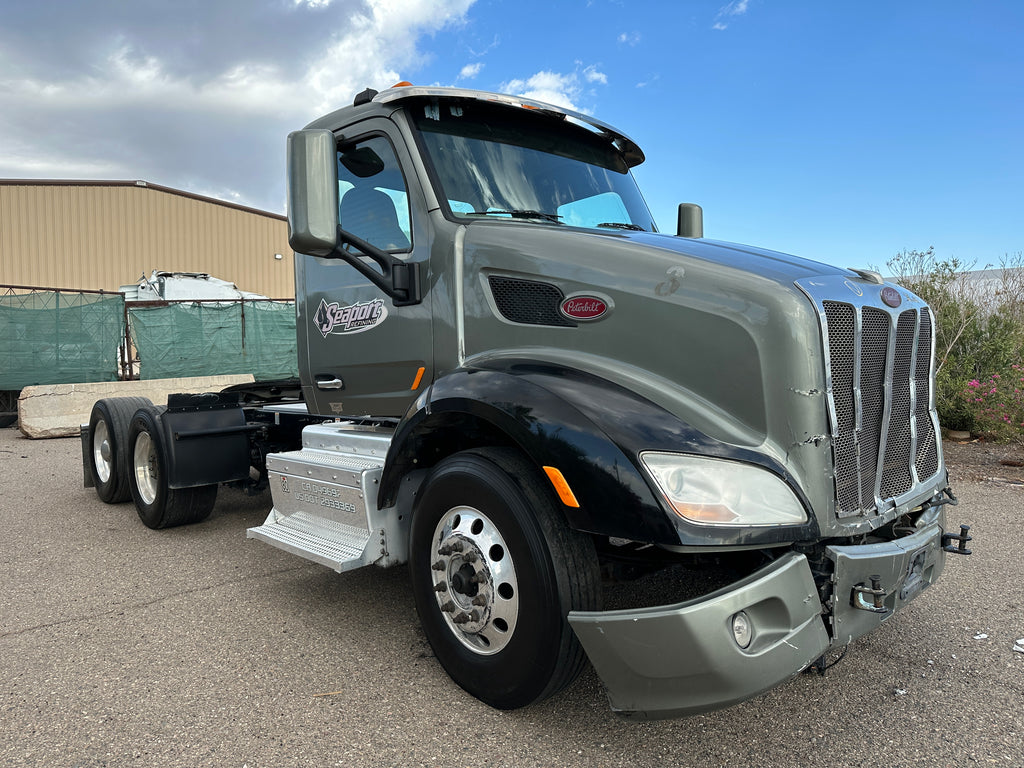 2016 Peterbilt 579 - Stock #2207