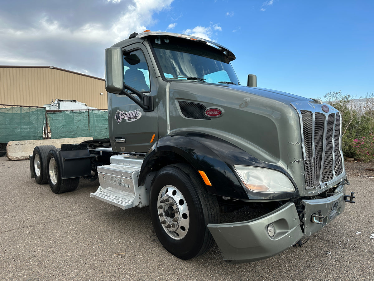 2016 Peterbilt 579 - Stock #2207