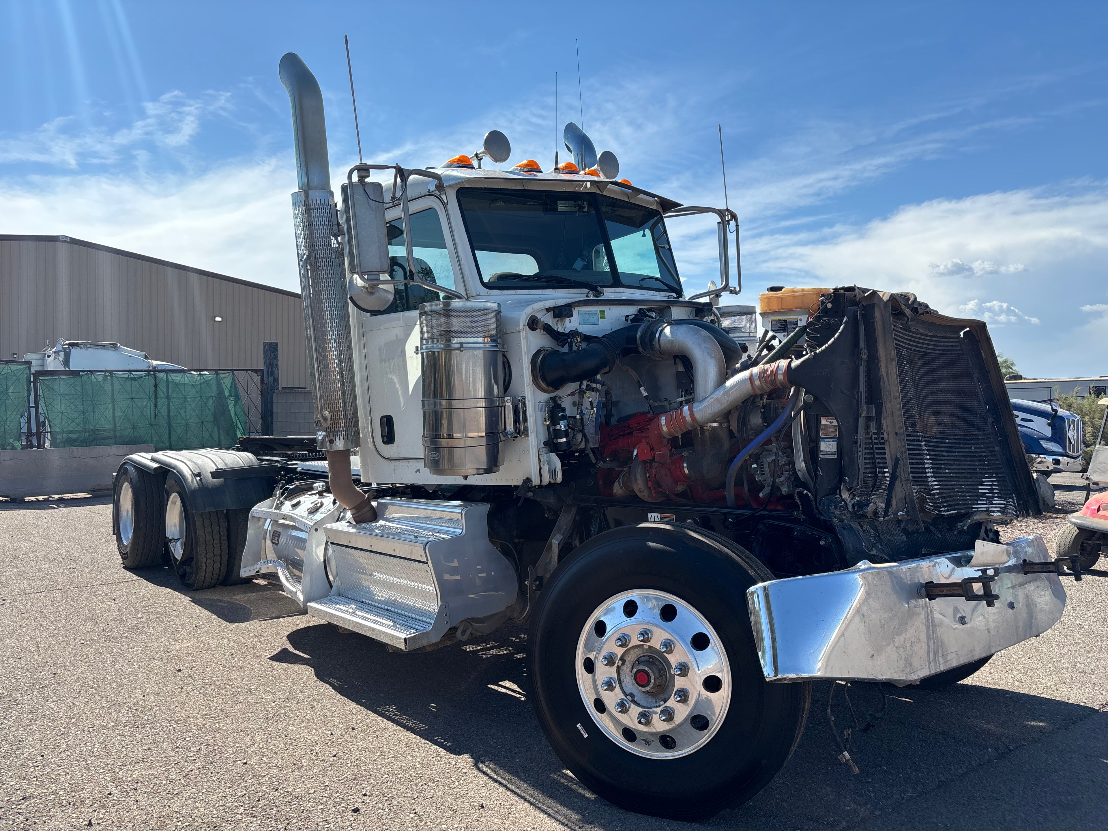 2020 Peterbilt 389 *CLEAN TITLE*