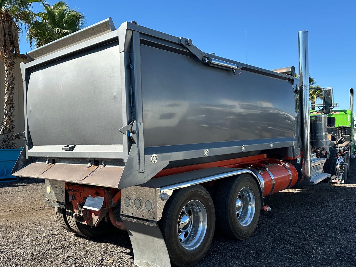 2019 Peterbilt 389 Stock# 2219