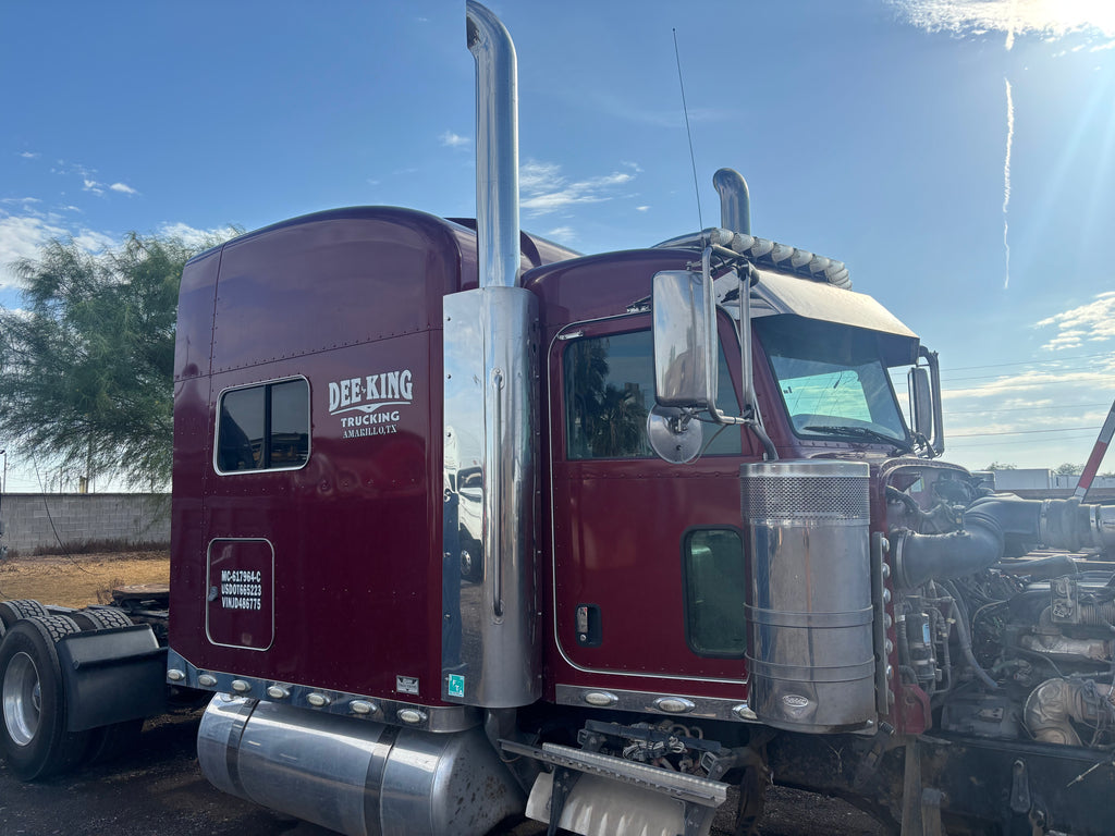 2018 Peterbilt 389 Cab Assembly STOCK# 2190