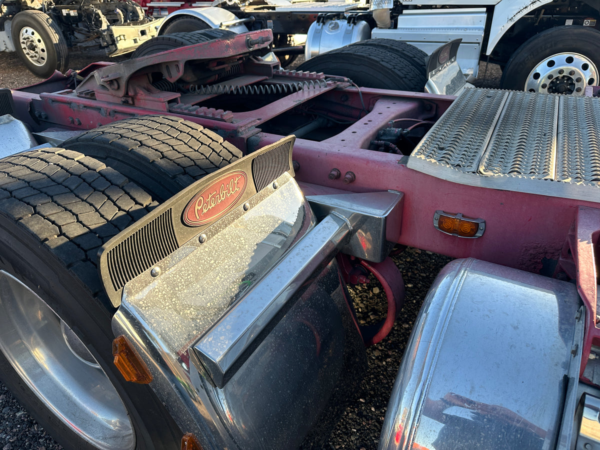 2003 Peterbilt 378 Clean Title Runs and Drives Stock#2222