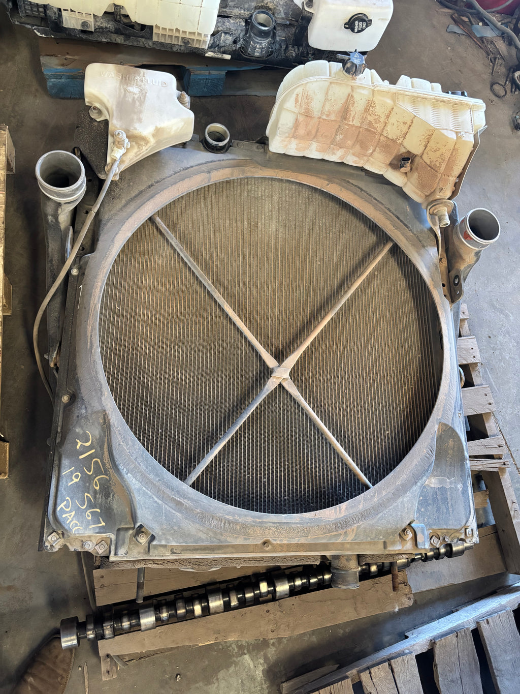 2019 Pete 567 Cooling pack stock# 2156-4