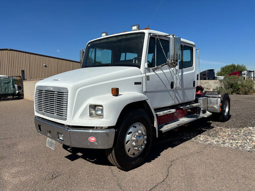 1999 Freightliner FL70 Stock# 2224B