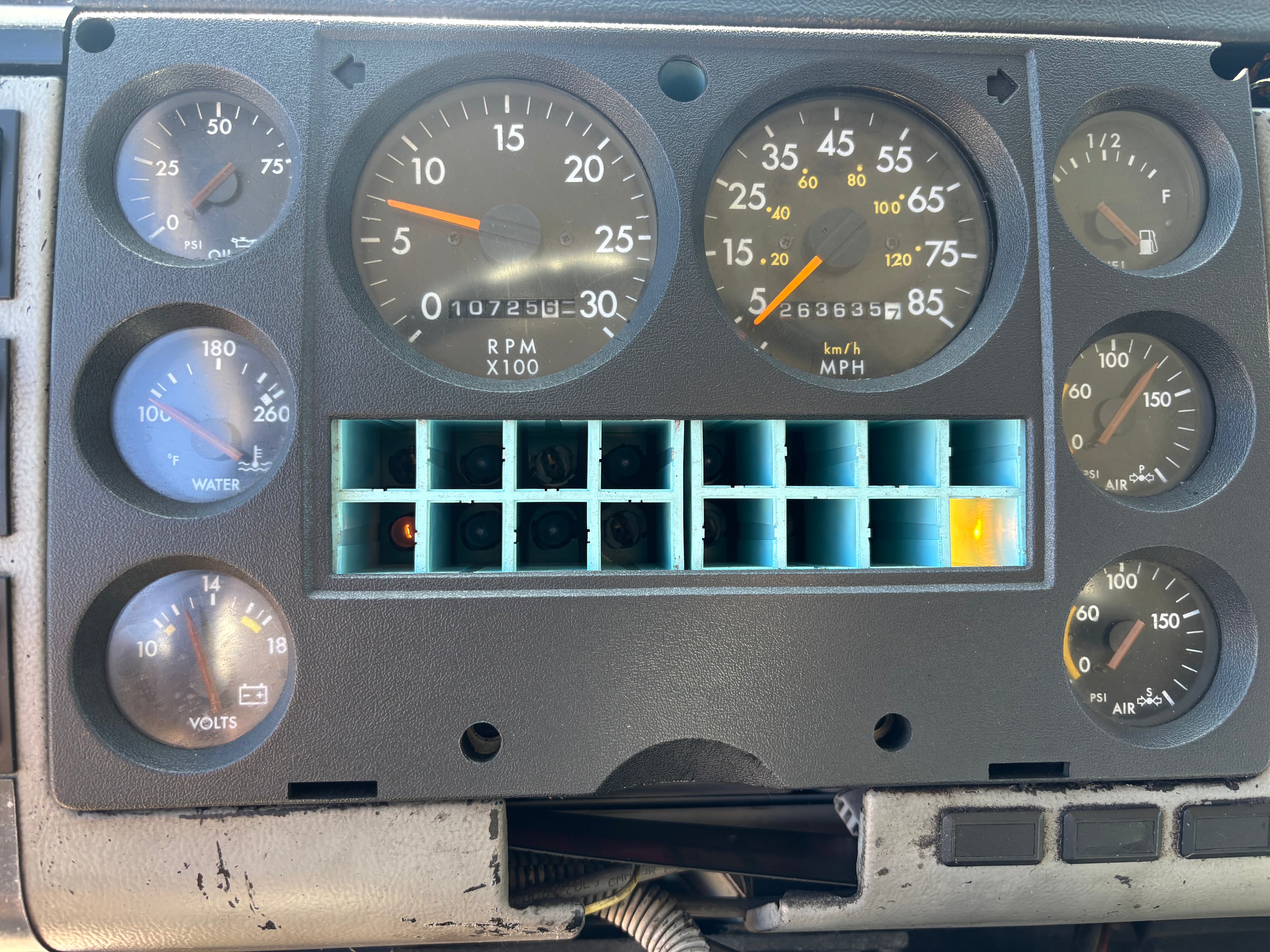 1999 Freightliner FL70 Stock# 2224B