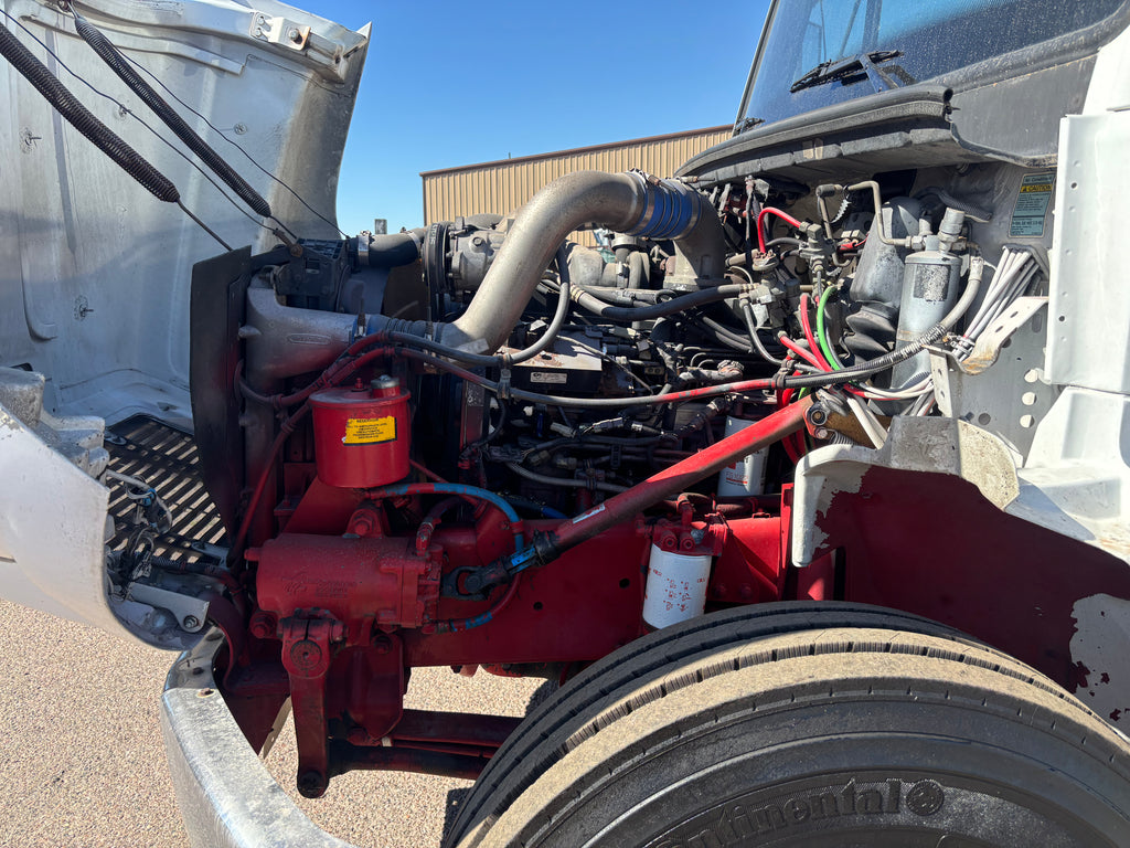 1999 Freightliner FL70 Stock# 2224B