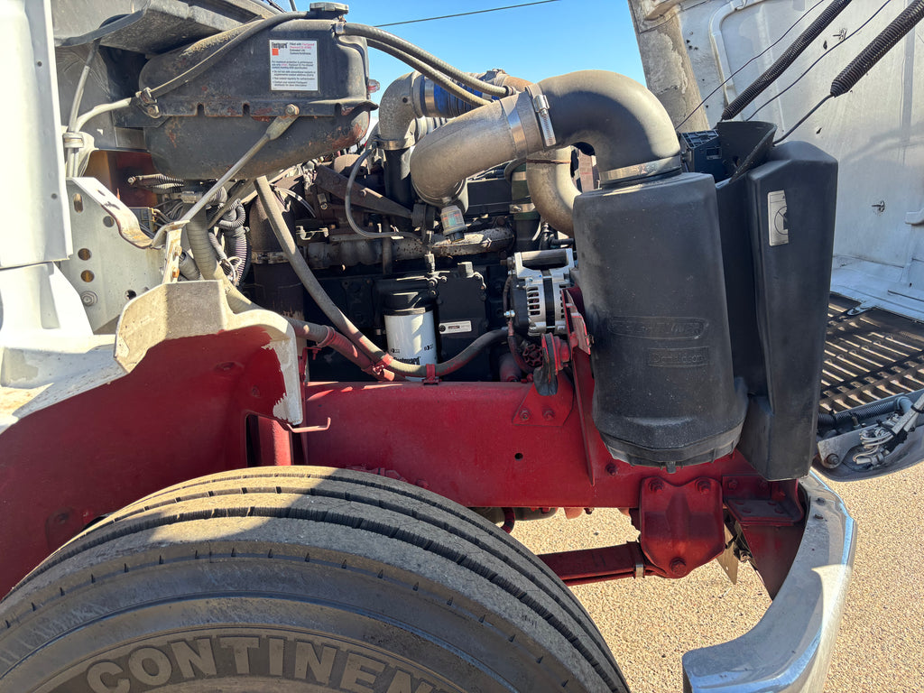 1999 Freightliner FL70 Stock# 2224B