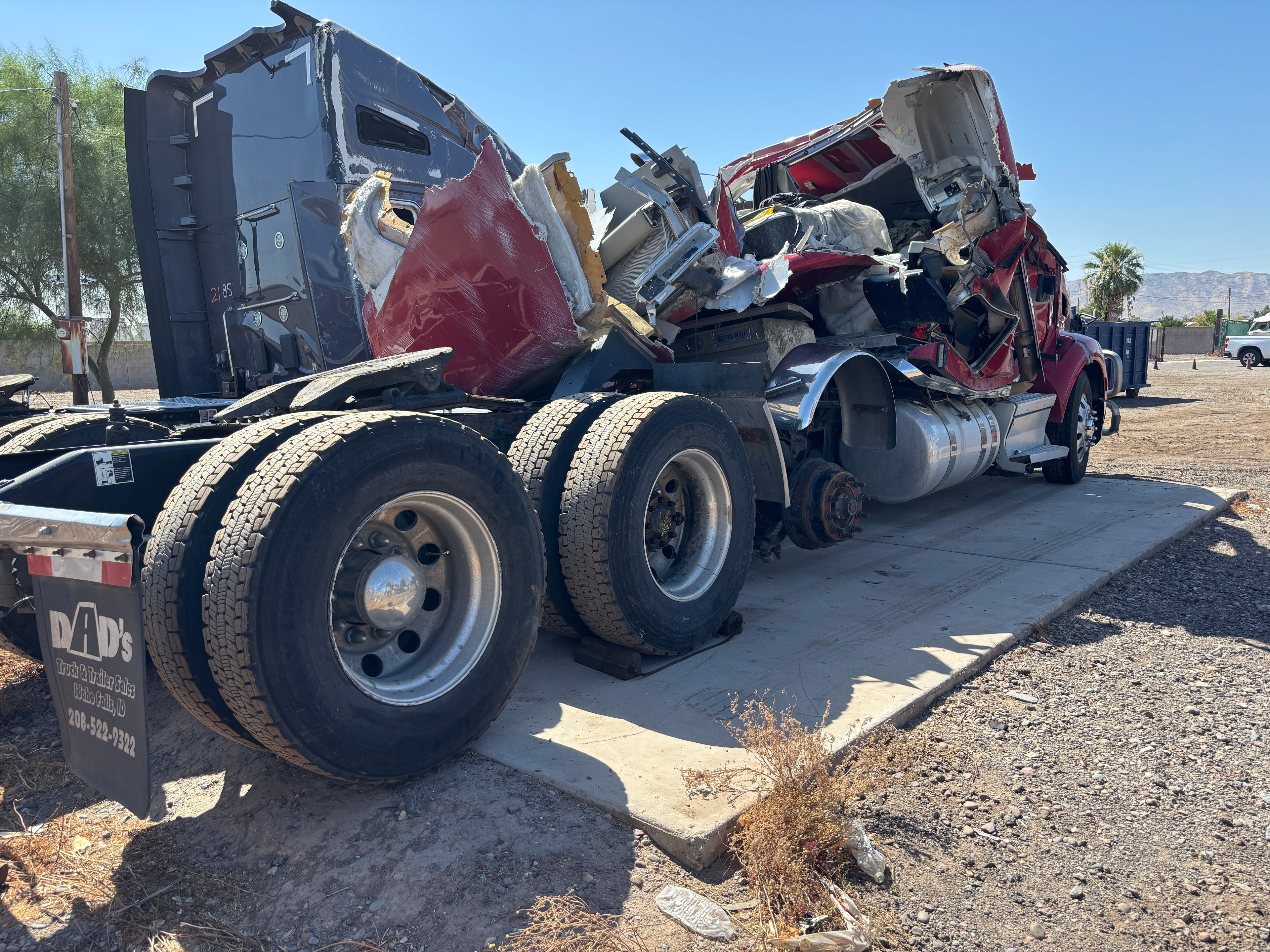 2021 Peterbilt 579 - Stock #2189