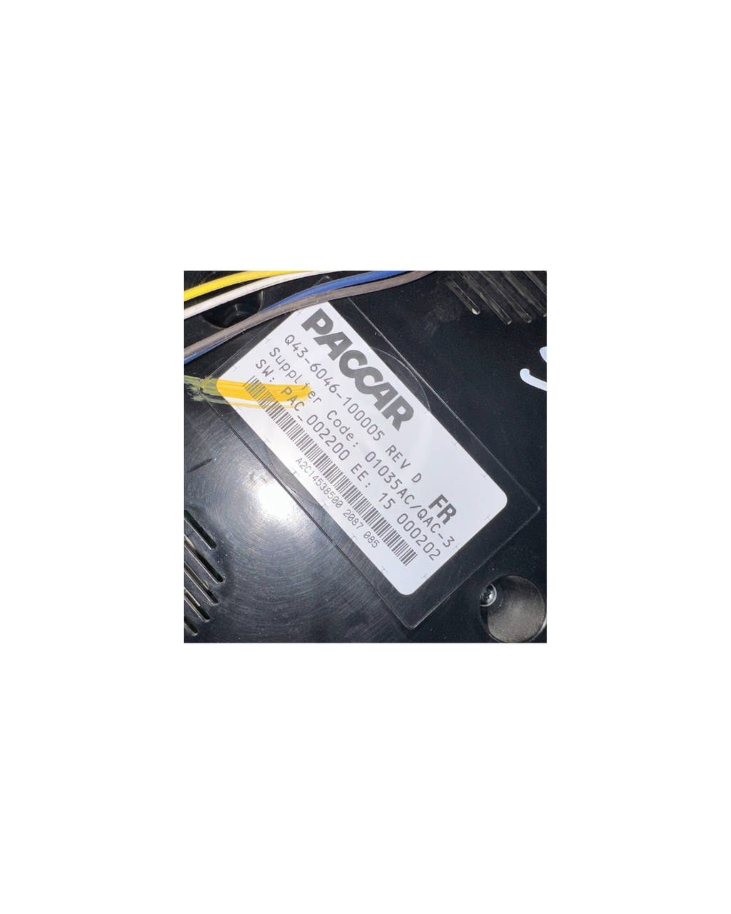 PACCAR 15-inch digital gauge cluster Q43-1195-100-100