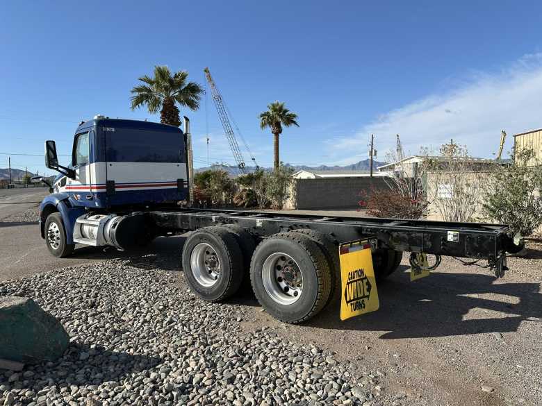 2017 Peterbilt 579