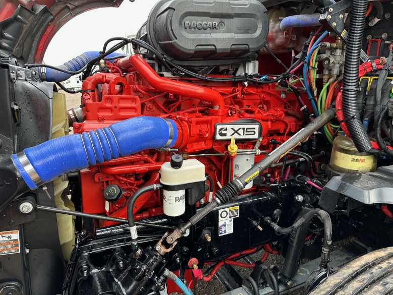 2023 Kenworth T680 CLEAN TITLE
