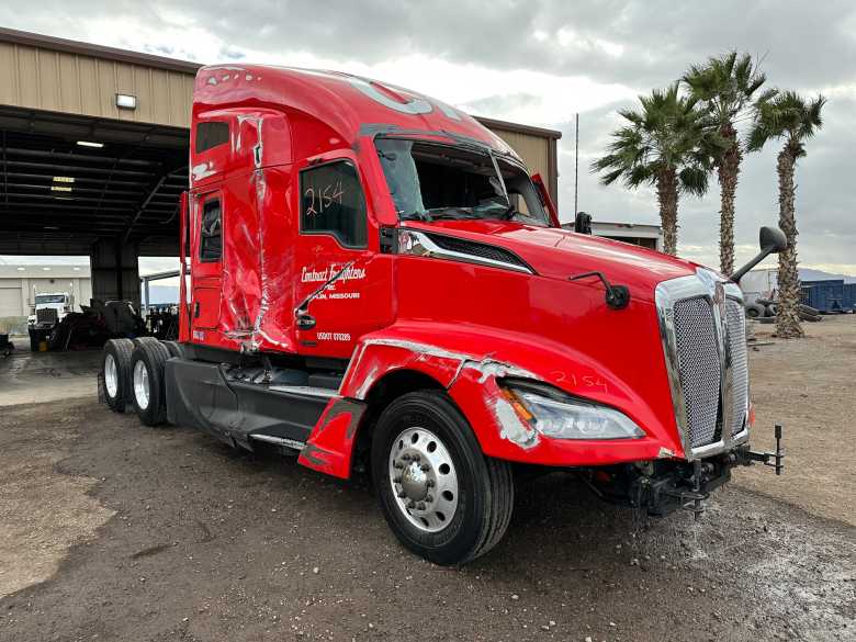 2023 Kenworth T680 CLEAN TITLE