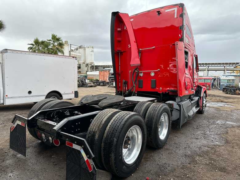 2023 Kenworth T680 CLEAN TITLE